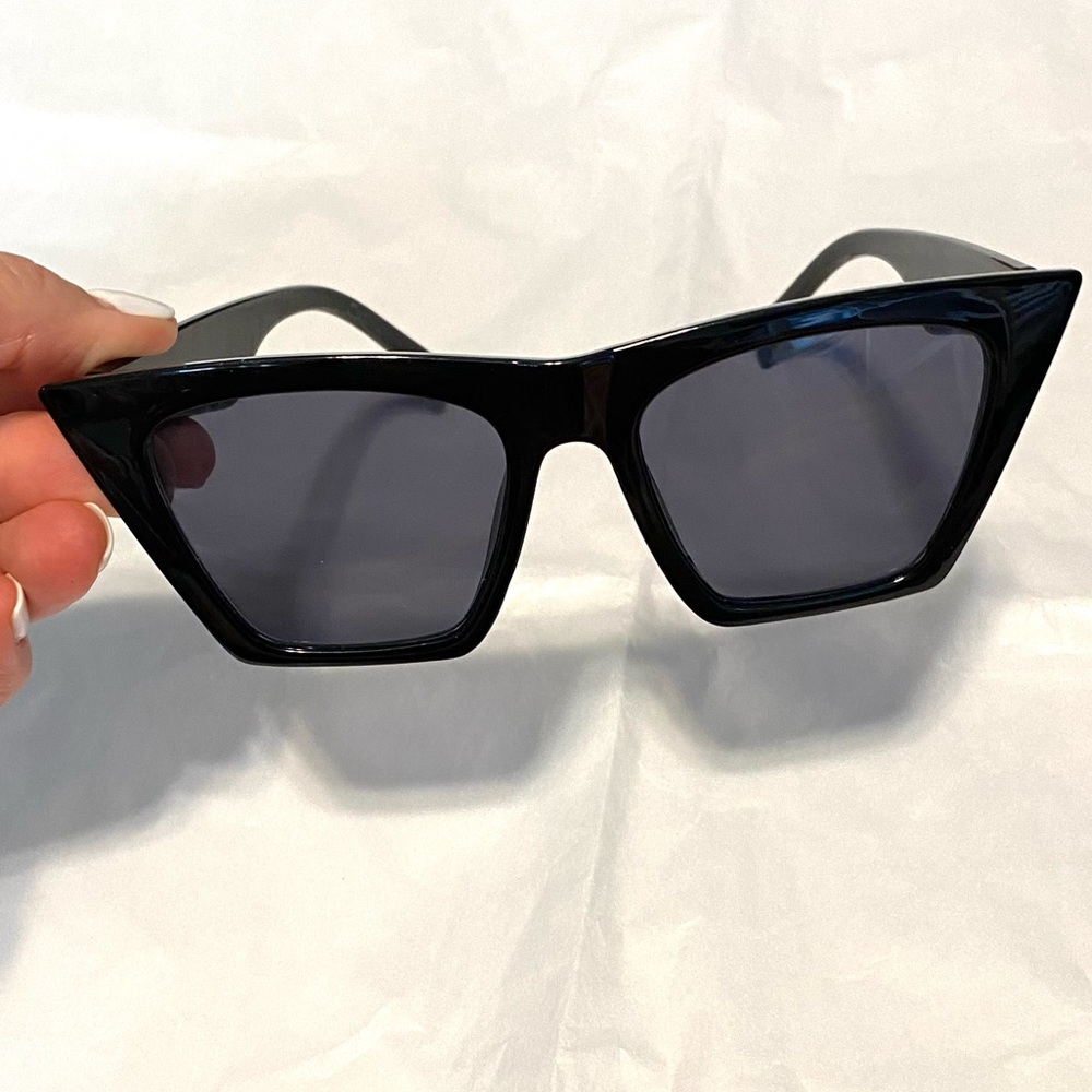 Black Trendy Sunglasses
